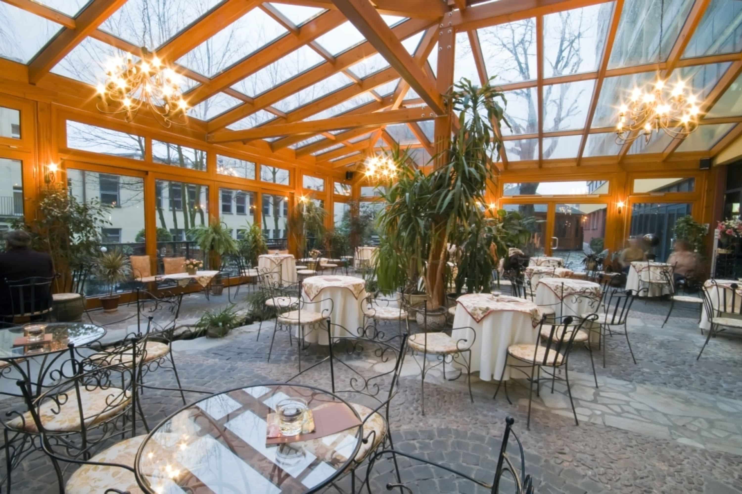 veranda met restaurant